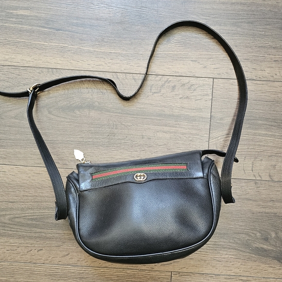 Gucci Crossbody Bag - Picture 15 of 16